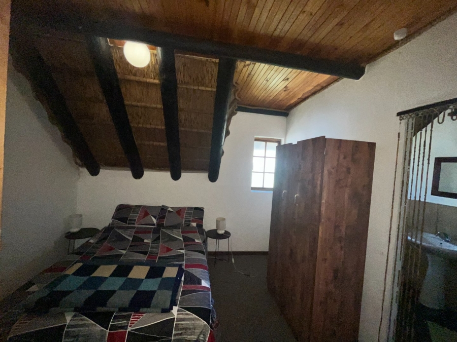 6 Bedroom Property for Sale in Ferreira Town Eastern Cape